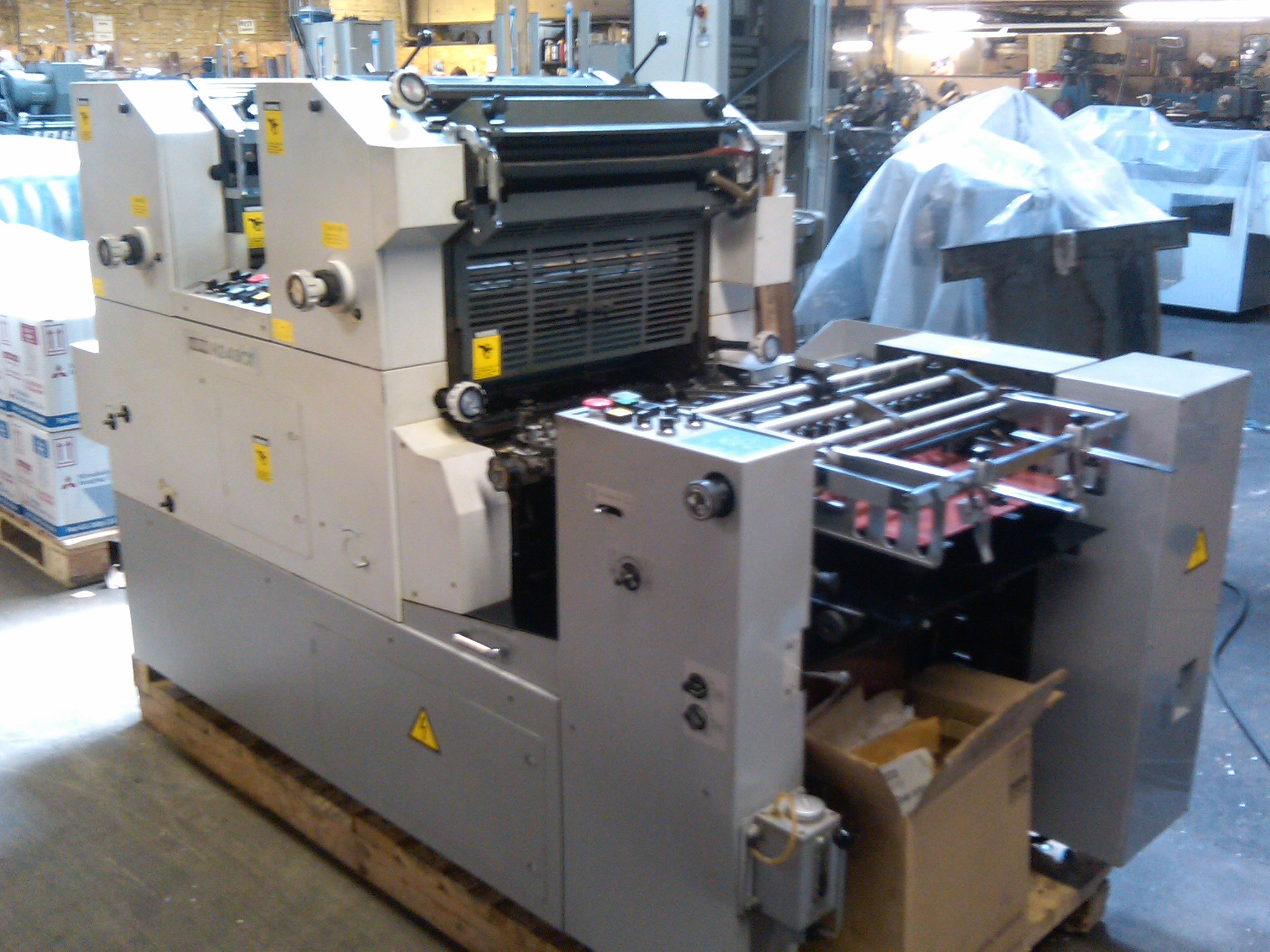 ... Crestline Dampening System; Oil Pan; Handles; Tools; Operator Manual; 220V Single Phase